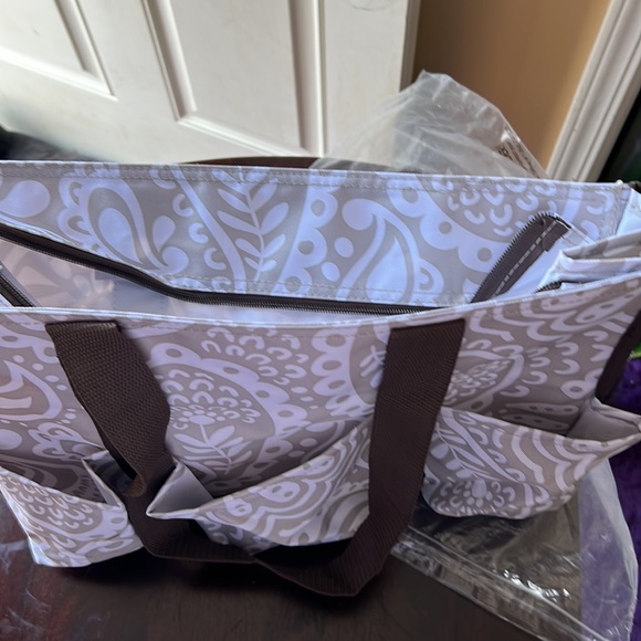 Thirty One “OnThe Go” Bag Medium NWT - Picture 9 of 10